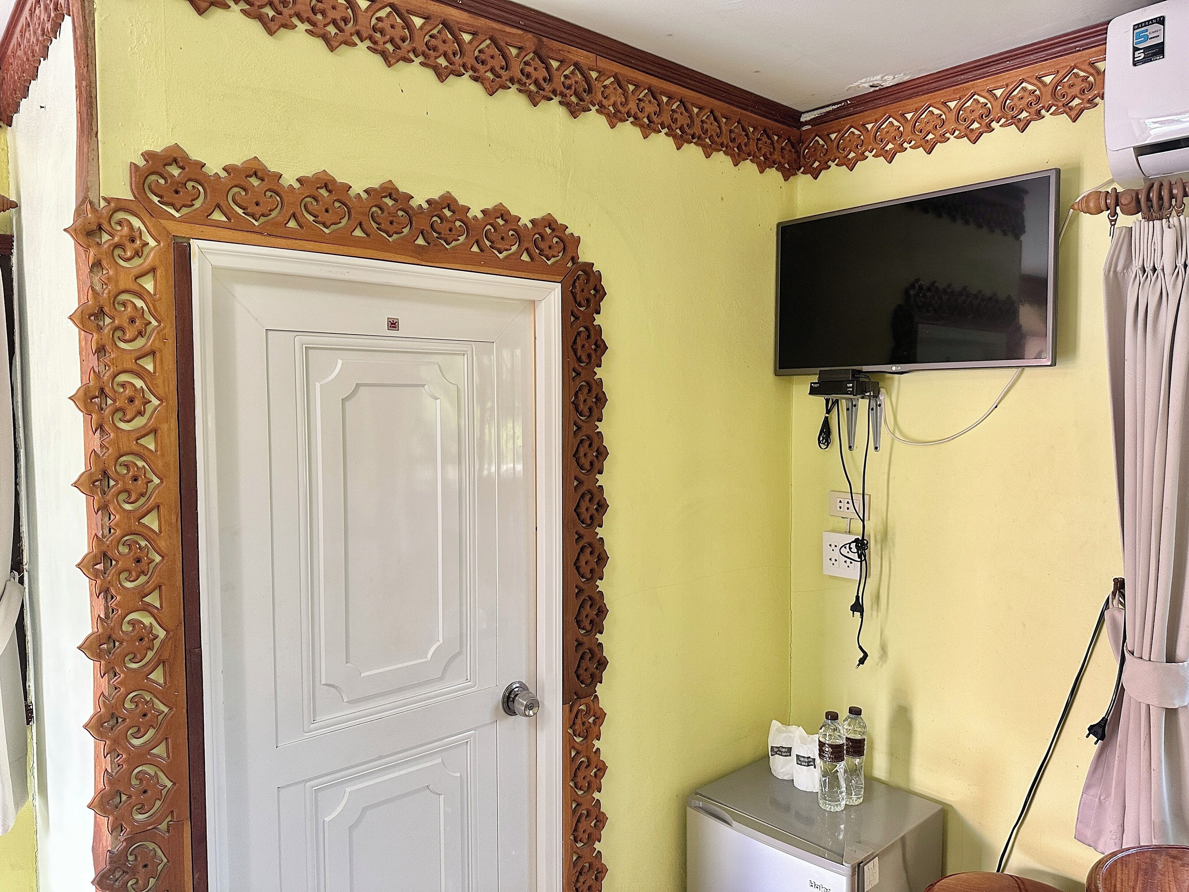 superior double room (pool access) | desk, free wifi, bed sheets, wheelchair access