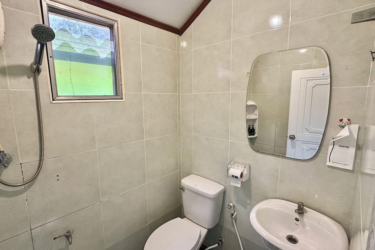 superior double room (pool access) | bathroom | shower, free toiletries, hair dryer, towels