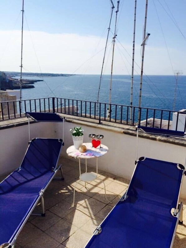 Doppelzimmer zur Einzelnutzung | Terrasse/Patio