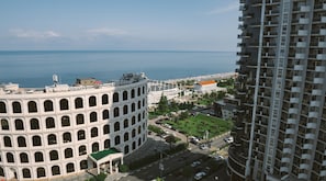 View from property - Silk Road Sea Towers Batumi Apart Hotel (Batumi)