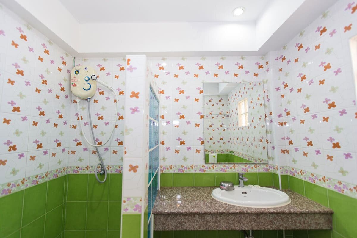 in-room safe, blackout curtains, free wifi