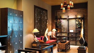 身体护理、芳香疗法、泰式按摩、脚底按摩、按摩服务