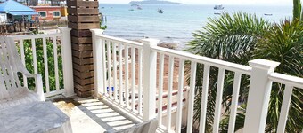 Sea Beach Koh Larn 2