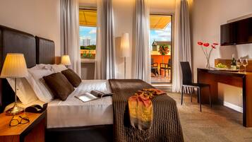 Premium bedding, minibar, in-room safe, desk
