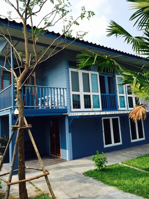 Exterior - Blue Chang House (Bangkok)