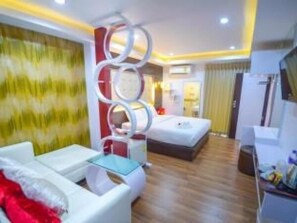 Quarto standard (Standard Double Room Modern) | Escrivaninha, Wi-Fi de cortesia
