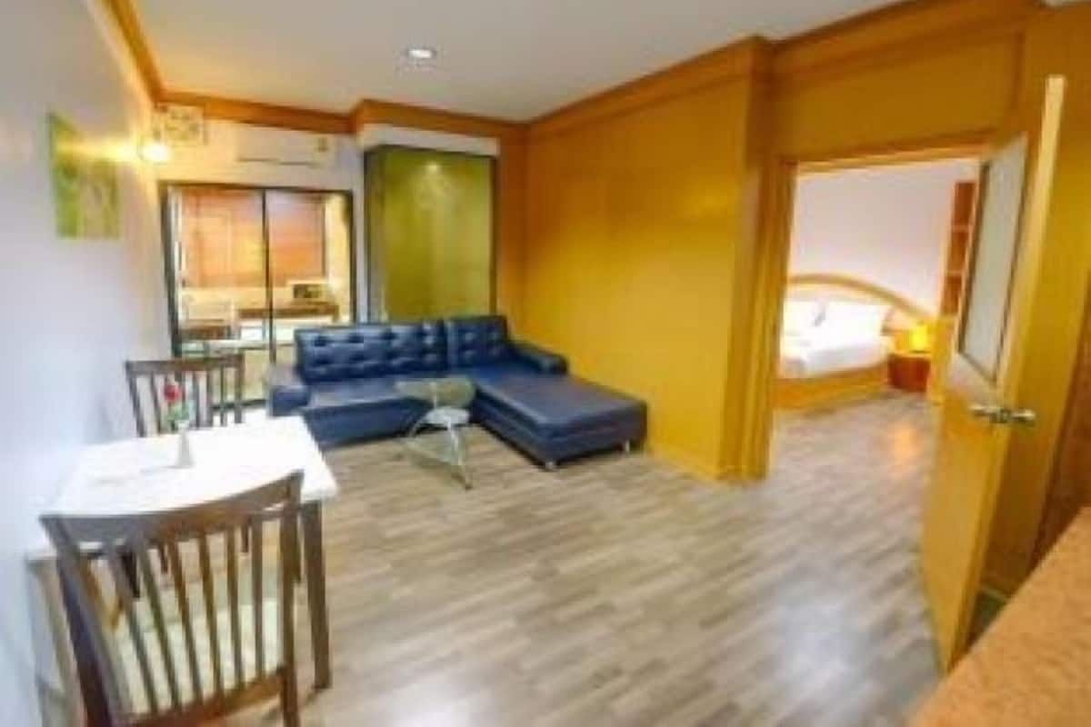 Suite (Suite with Living Room) | Dineren in de kamer