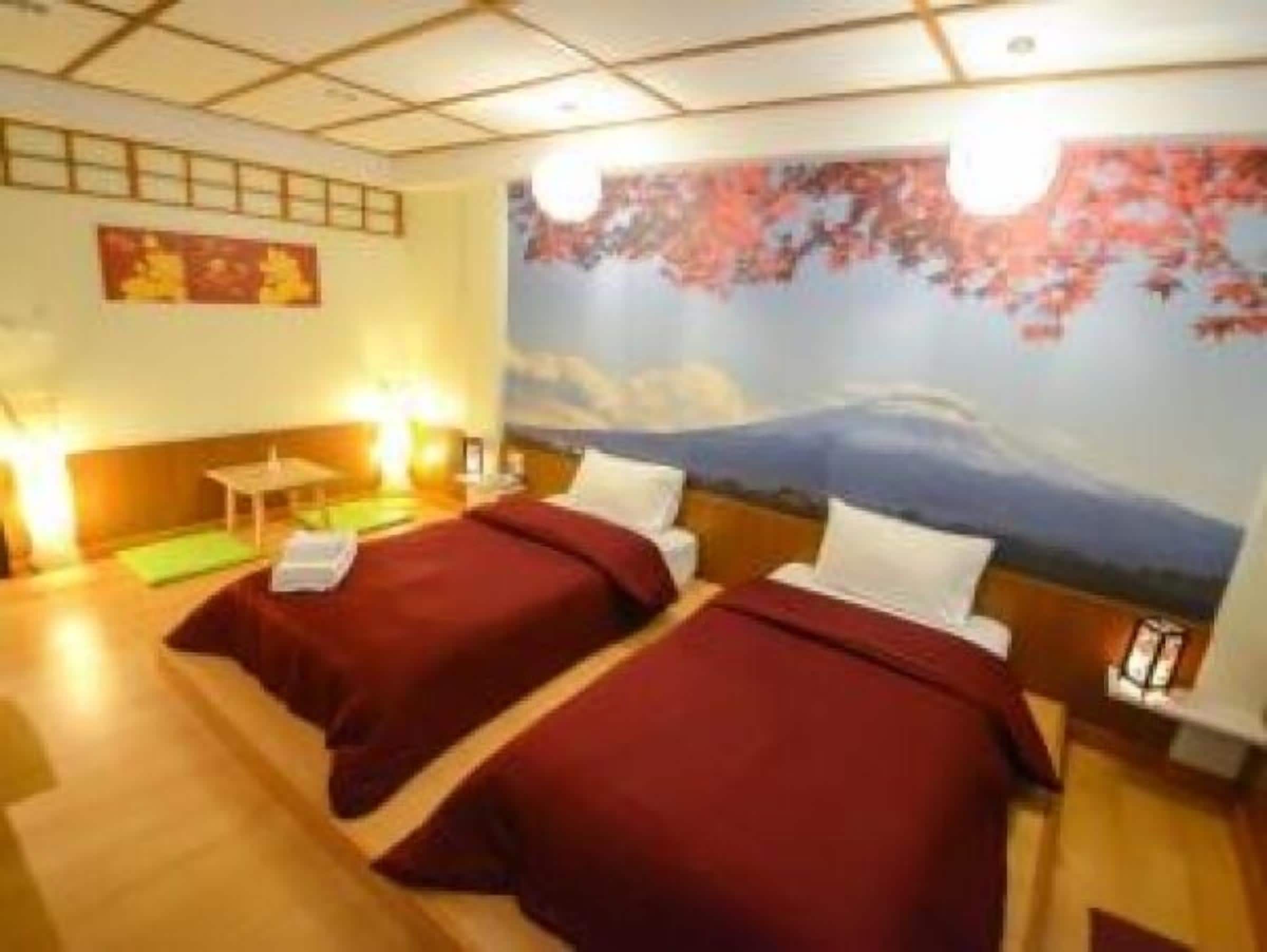 standard twin room japanese style | desk, free wifi