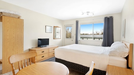 4 habitaciones, escritorio, wifi gratis y ropa de cama