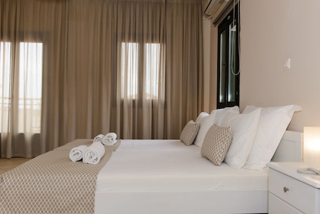 Family Apartment, Mountain View | 1 bedroom, in-room safe, soundproofing, free WiFi