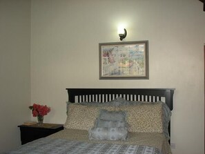 Room, 1 Double Bed | Iron/ironing board (on request) - Casabella Bed and Breakfast (St. George's)