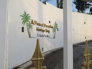 Property entrance - A Piece of Paradise Montego Bay (Montego Bay)
