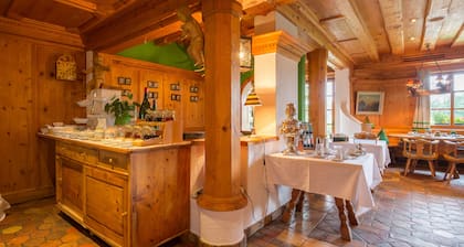 Hotel Restaurant Vinothek Lamm