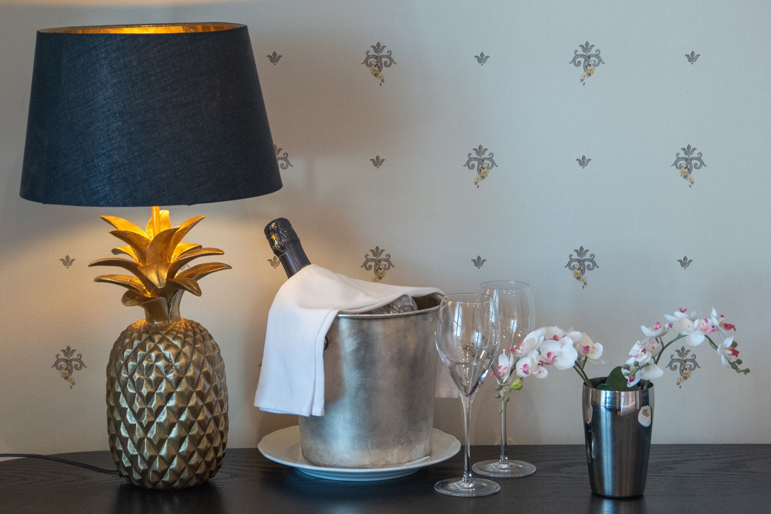 in-room safe, desk, cots/infant beds, rollaway beds