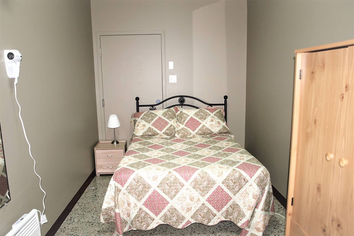 Suite Junior, 1 Tempat Tidur Double dengan tempat tidur Sofa, pemandangan gunung | Kedap suara, Wi-Fi gratis, dan seprai linen