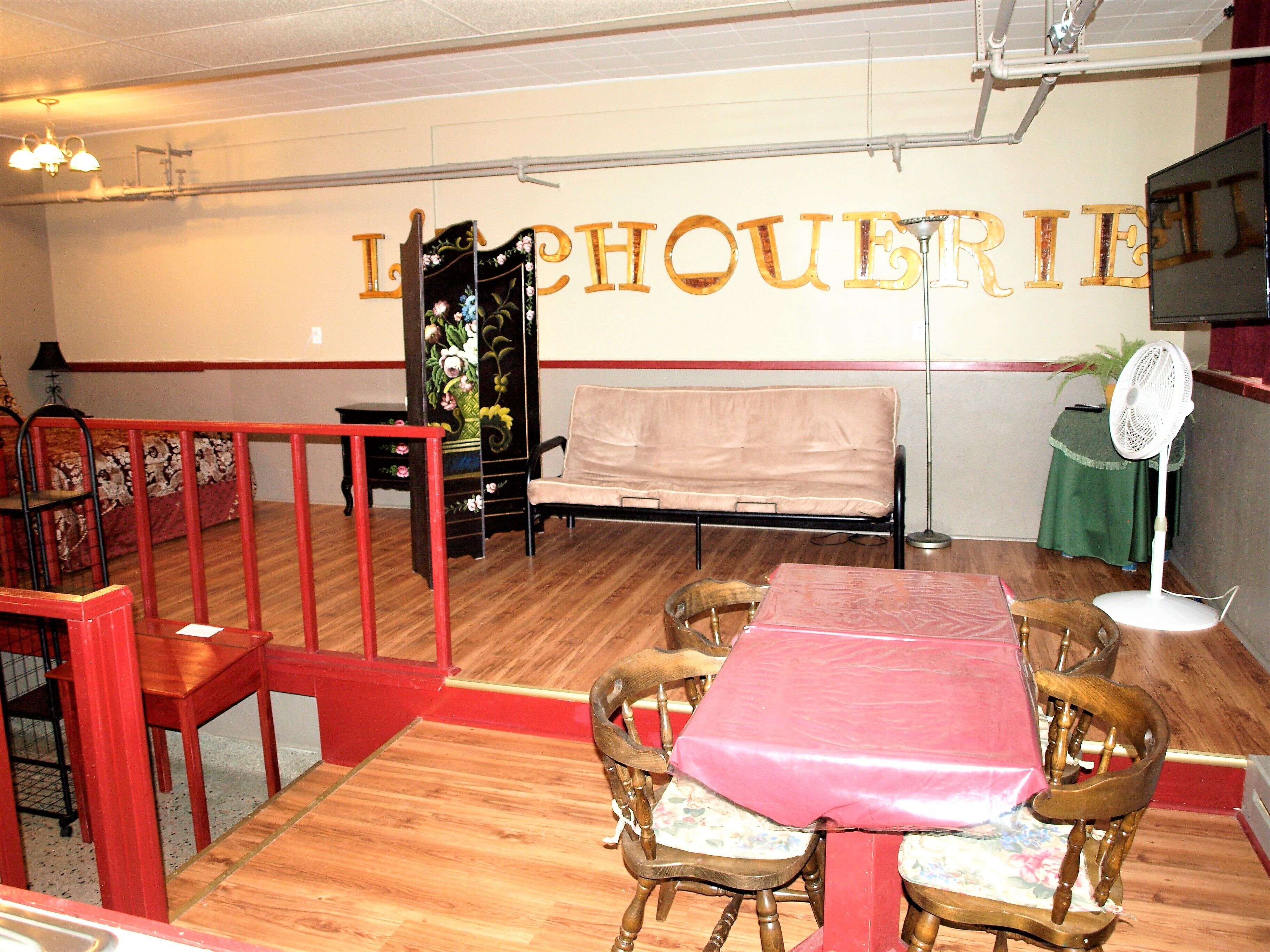 Classic Studio, Multiple Beds, Private Bathroom, Sea View | Soundproofing, free WiFi, bed sheets