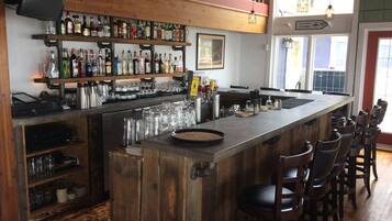 Pub, havudsigt, åben hver dag