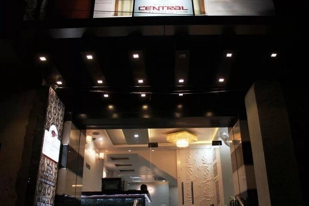 Hotel Central Residency