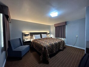 Rollaway beds, free WiFi, bed sheets - Rodeway Inn & Suites Walhalla (Walhalla)
