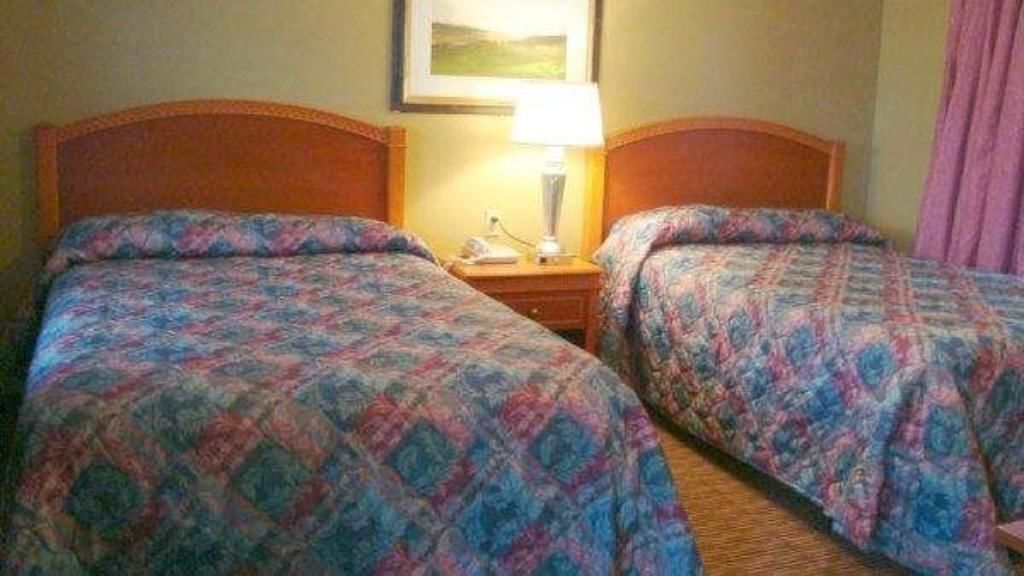 Rollaway beds, free WiFi, bed sheets