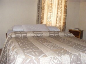 Desk, free WiFi - Limbo Lodge (Livingstone)