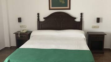 Coffres-forts dans les chambres, bureau, chambres insonorisées