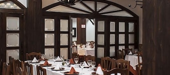 Hotel Asador Albenzaire