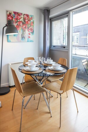 City Apartment, 1 Bedroom, Kitchen, City View | Living area | Flat-screen TV