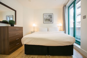 Superior Penthouse, 3 Bedrooms, Balcony, City View | 2 bedrooms, in-room safe, soundproofing, iron/ironing board
