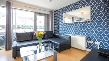 City Apartment, 1 Bedroom, Kitchen, City View | Living area | Flat-screen TV