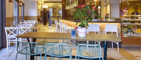 Breakfast, lunch, dinner served; Mediterranean cuisine