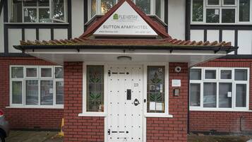 Majoituspaikan julkisivu