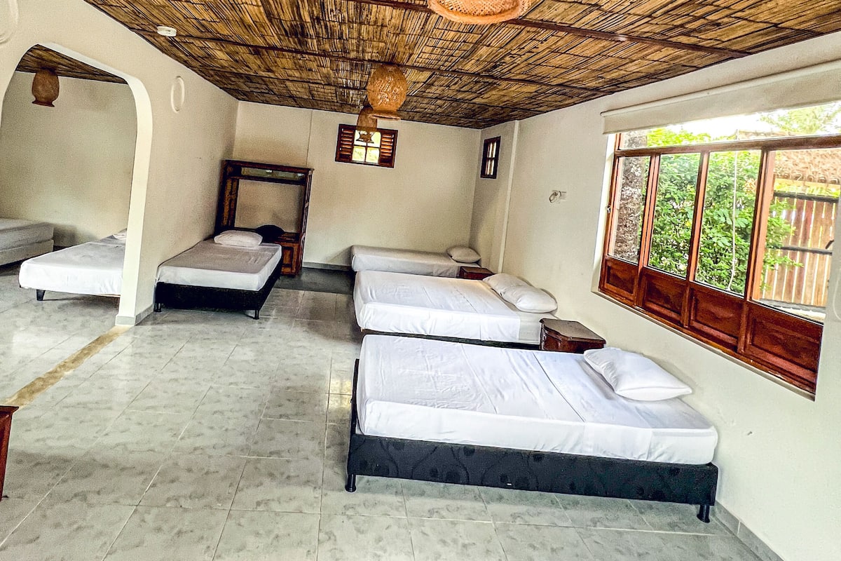 Family Cabin | 1 bedroom, minibar, iron/ironing board, free WiFi
