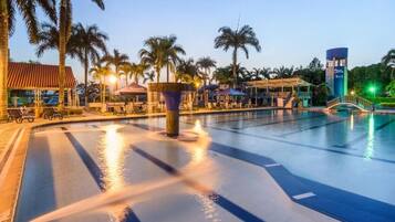 3 outdoor pools