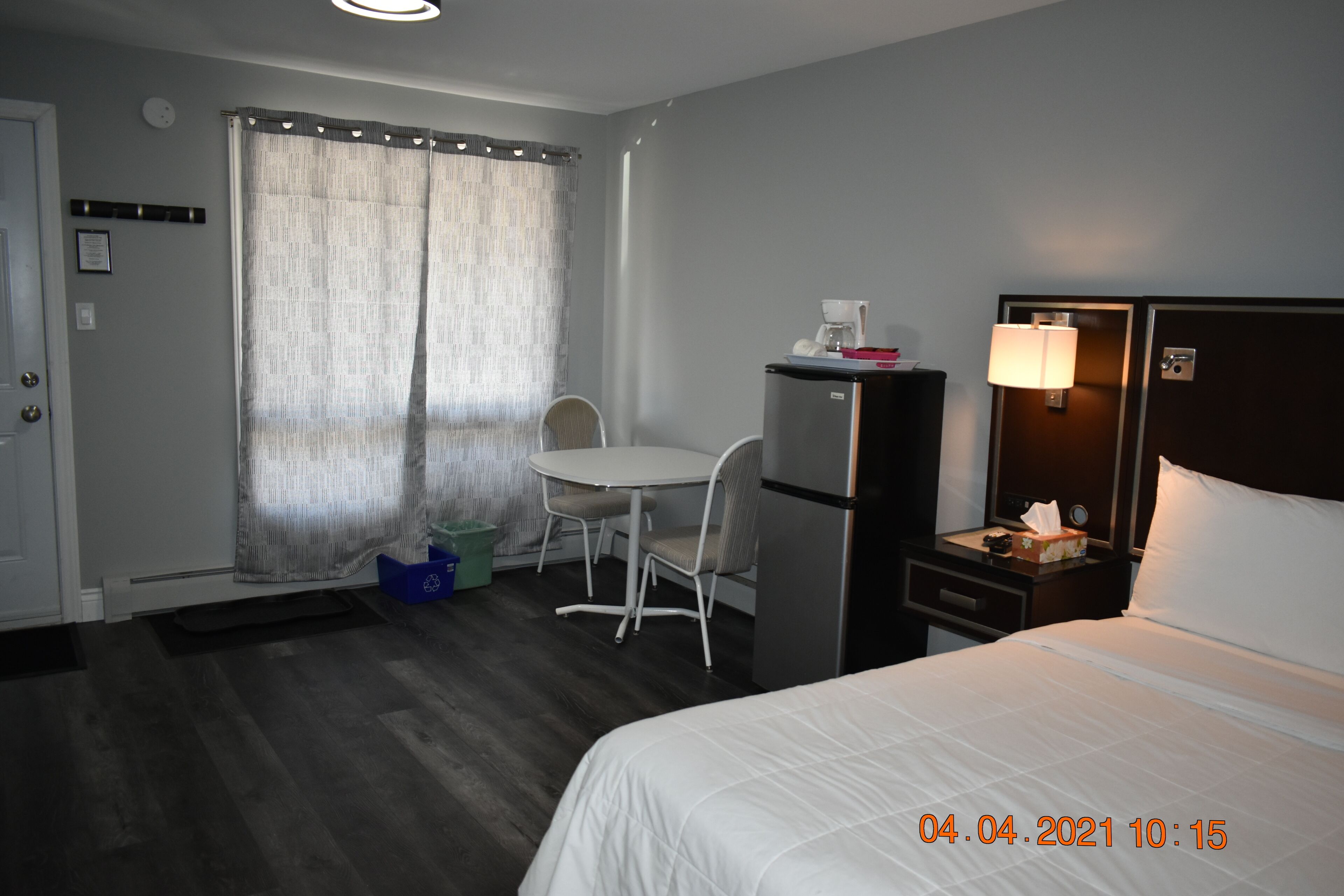 Familien-Suite, 2 Schlafzimmer | Schreibtisch, kostenloses WLAN, Bettwäsche