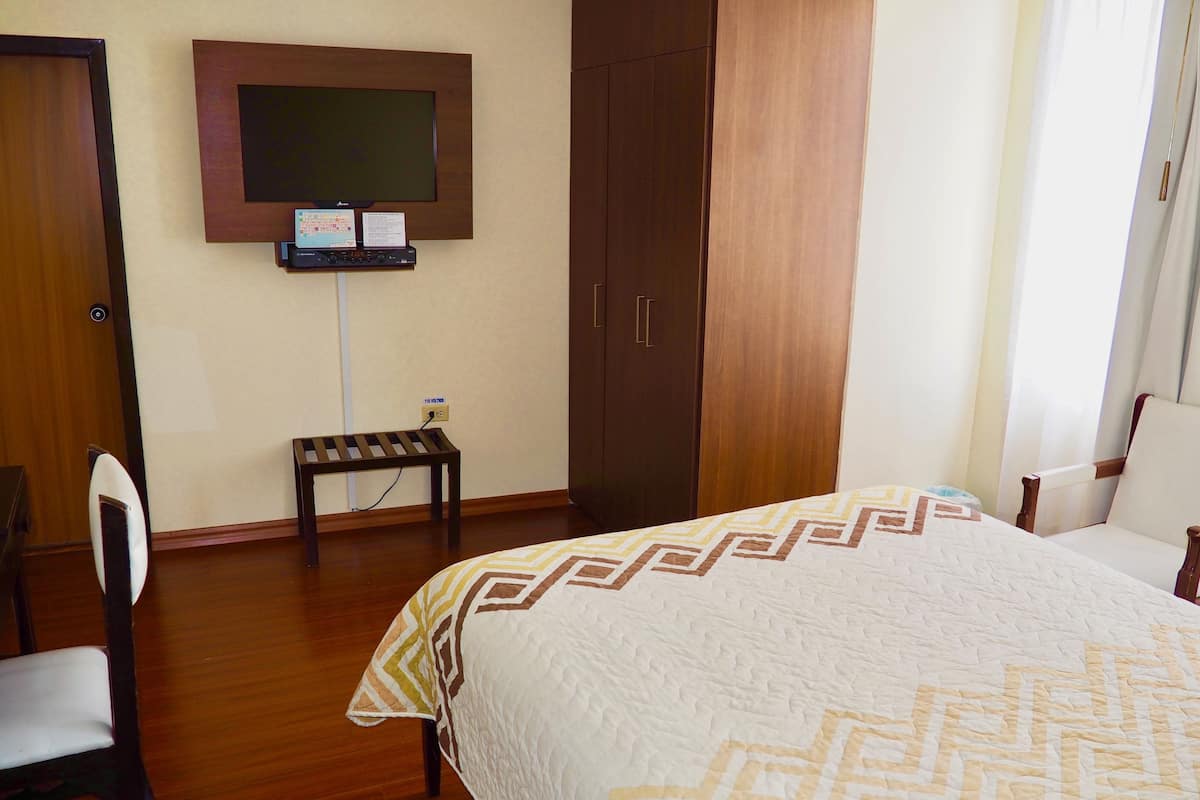 In-room safe, desk, laptop workspace, iron/ironing board