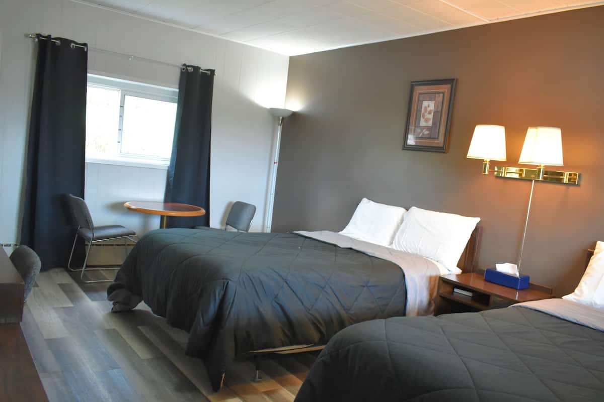 Standard Room, 2 Double Beds | Desk, free WiFi, bed sheets
