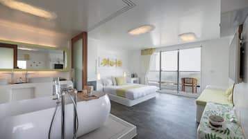 Deluxe Double Room, 1 King Bed, Balcony, Ocean View | Minibar, in-room safe, soundproofing, free WiFi