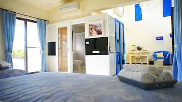 Family Villa, 2 Queen Beds, Sea View (Extra fee $500 for private pool) | Premium bedding, free minibar, desk, blackout drapes