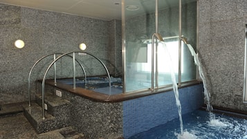 Massagens com pedras quentes, massagens musculares profundas, massagens