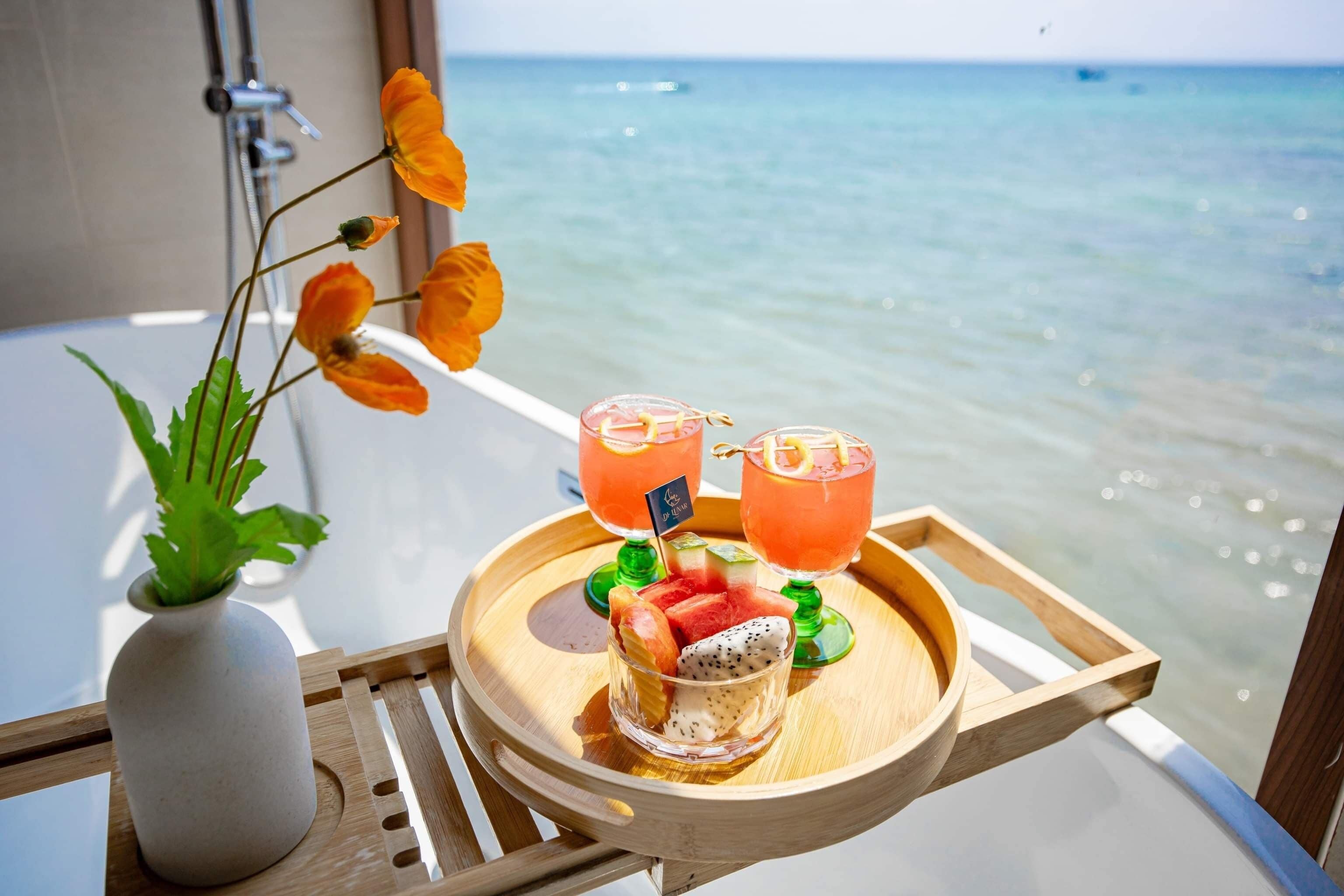 sweet room | bathroom | hair dryer, towels, soap, shampoo