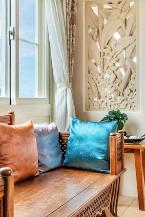 Deluxe Double Room with Sea View and Balcony | Blackout drapes, free WiFi, bed sheets - Kenting Shen's Homestay (Hengchun)