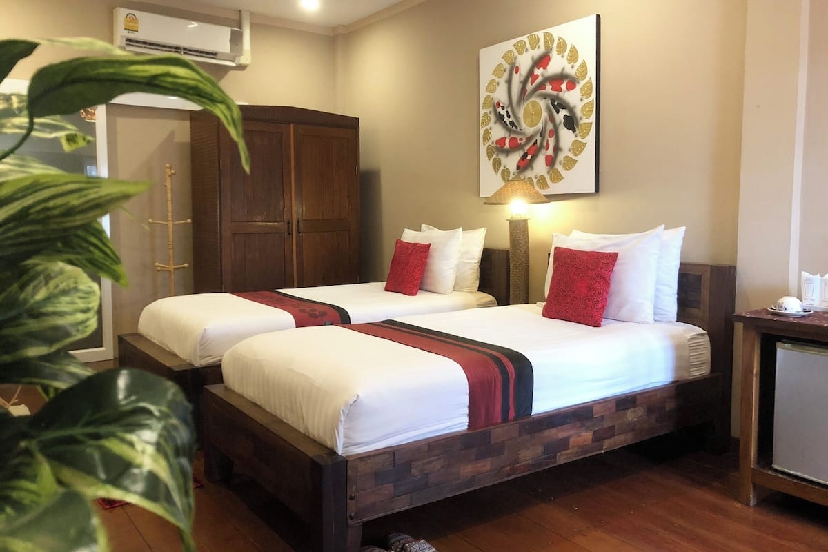 Superior Twin Room | In-room safe, desk, free WiFi