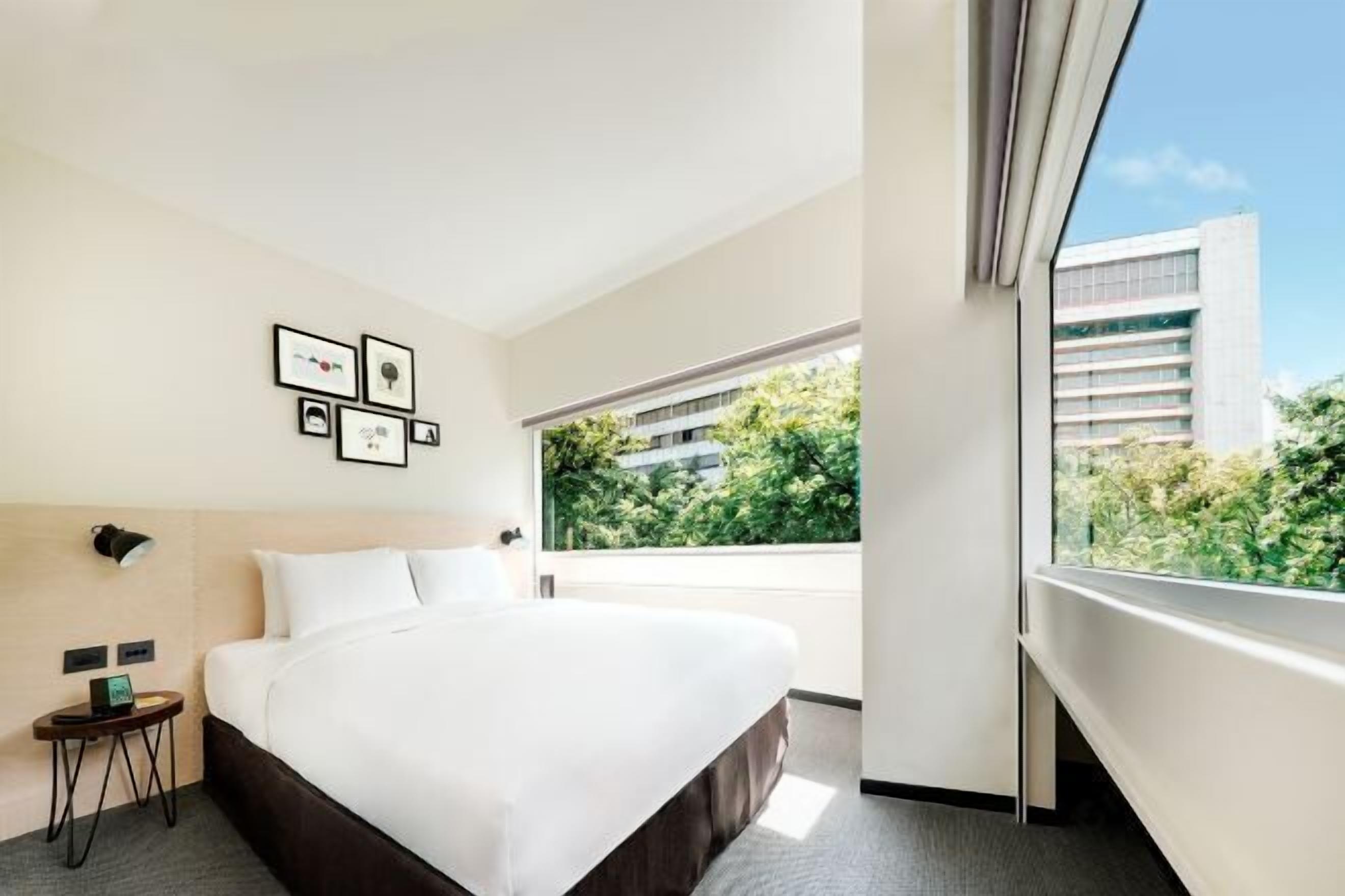 Premium bedding, down comforters, in-room safe, desk