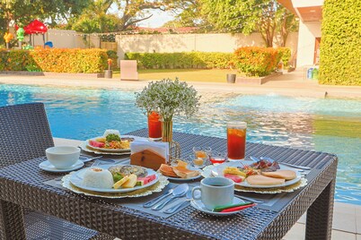 Holiday Suites Puerto Princesa