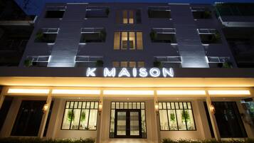 Front of property - evening/night