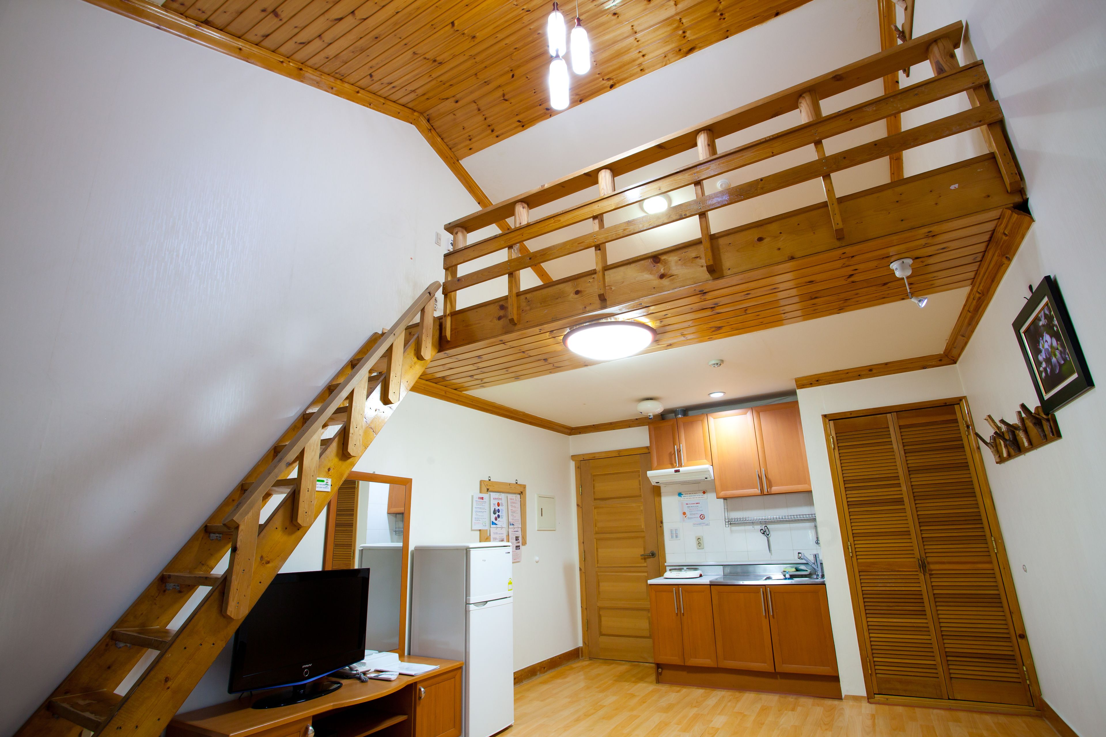 Duplex for 8 Person | 방음 설비, 무료 WiFi