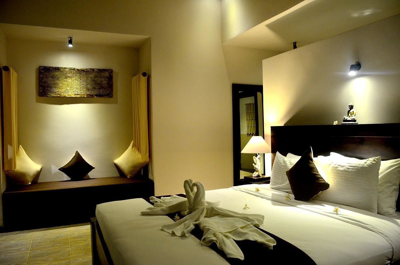 Minibar, in-room safe, desk, rollaway beds