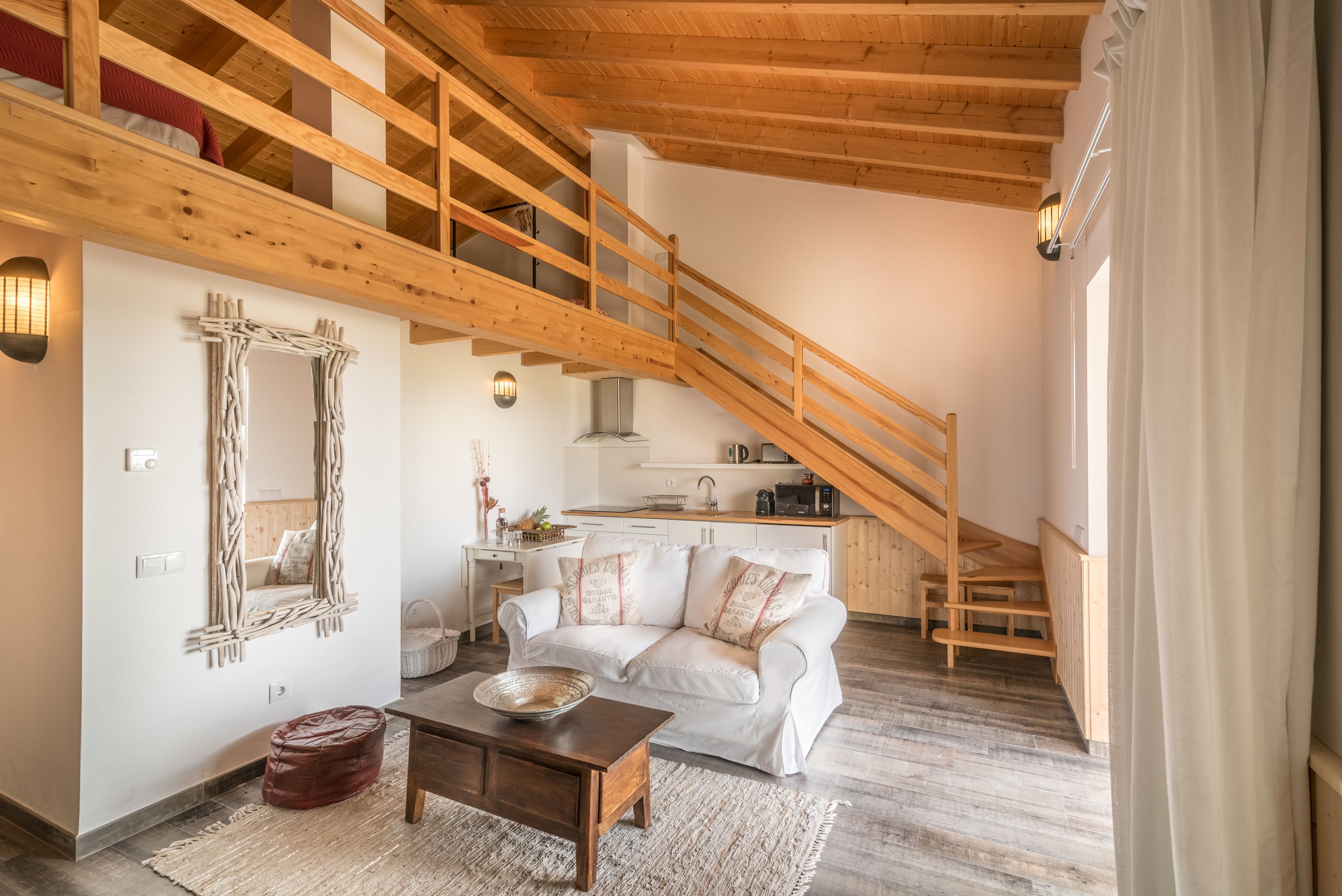 cottage, mezzanine | living room | led tv