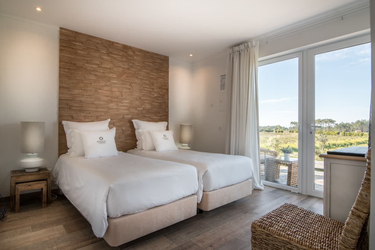 Ropa de cama de alta calidad, minibar y sistema de insonorización